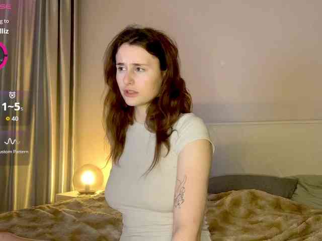 MilaElin webcam