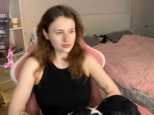 MilaElin webcam