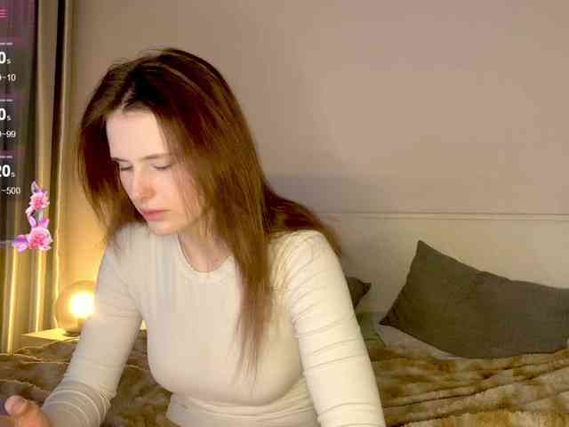 MilaElin webcam