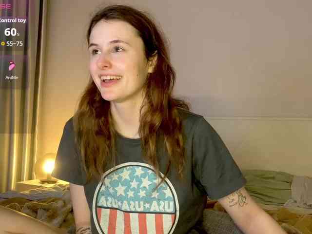 MilaElin webcam