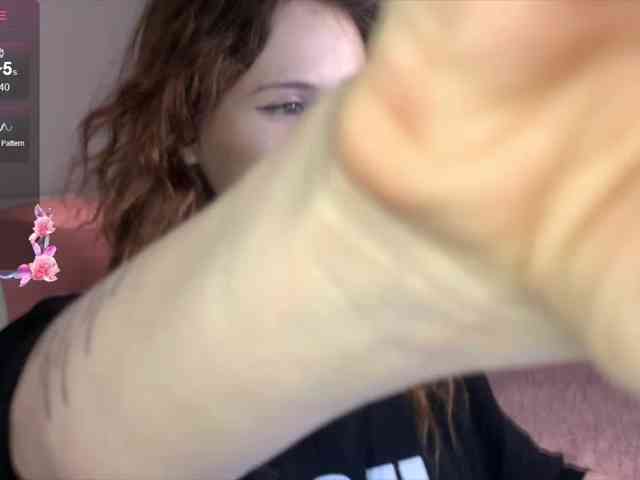 MilaElin webcam
