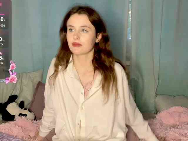 MilaElin webcam