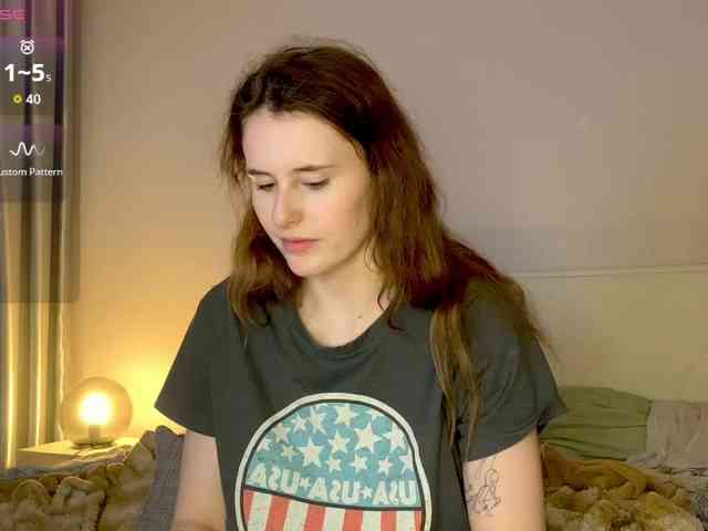 MilaElin webcam