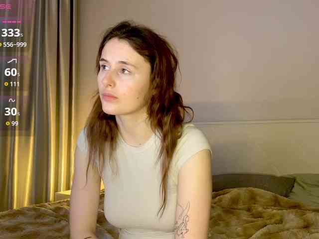 MilaElin webcam