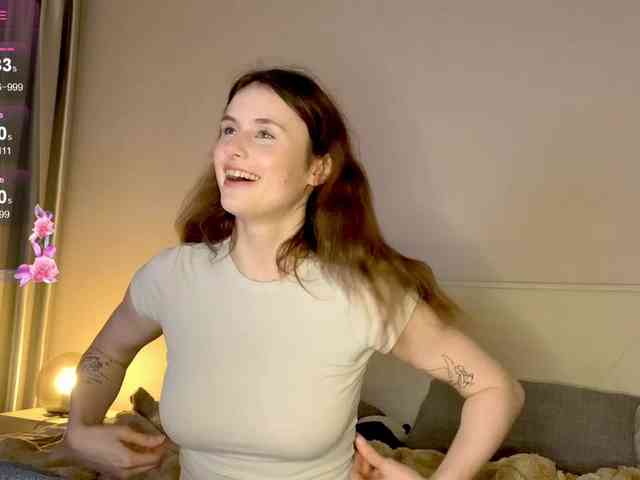MilaElin webcam