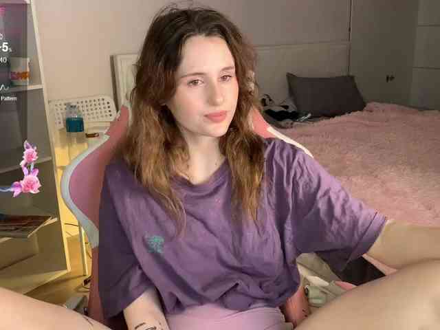 MilaElin webcam