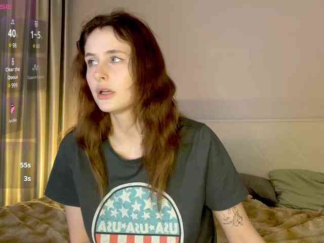 MilaElin webcam