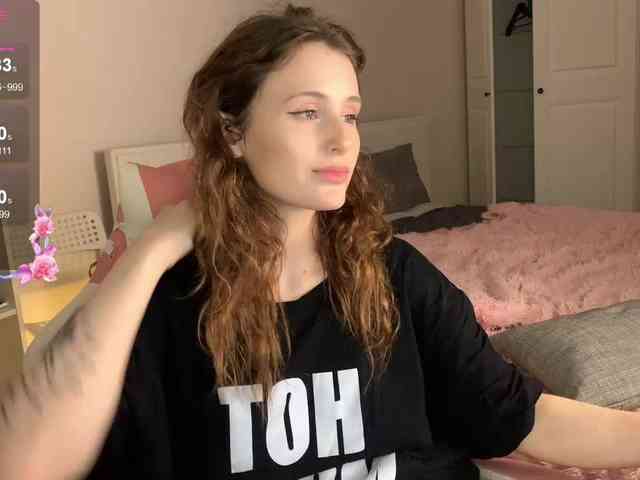 MilaElin webcam
