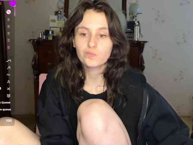MilaElin webcam