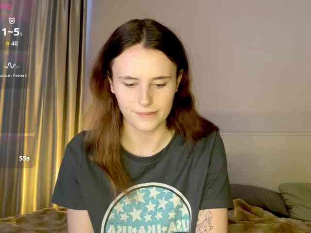 MilaElin webcam