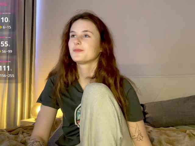 MilaElin webcam