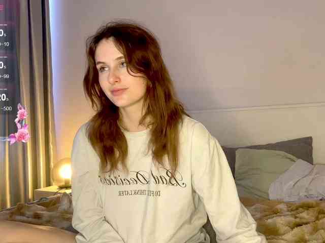 MilaElin webcam