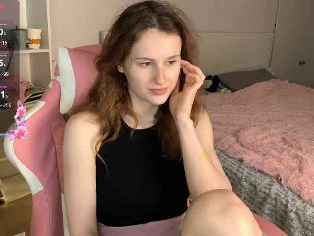 MilaElin webcam