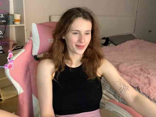 MilaElin webcam