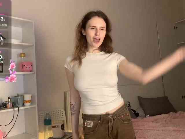 MilaElin webcam