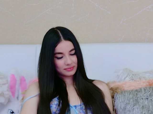 miadunoff live cam on BongaCams
