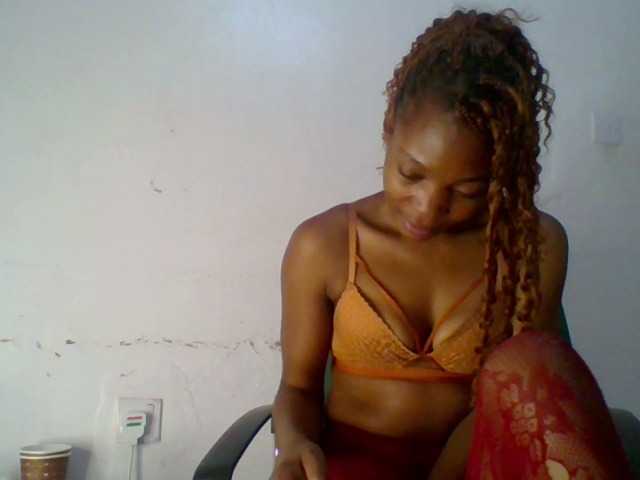 brianna254 live cam on BongaCams