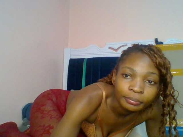brianna254 live cam on BongaCams