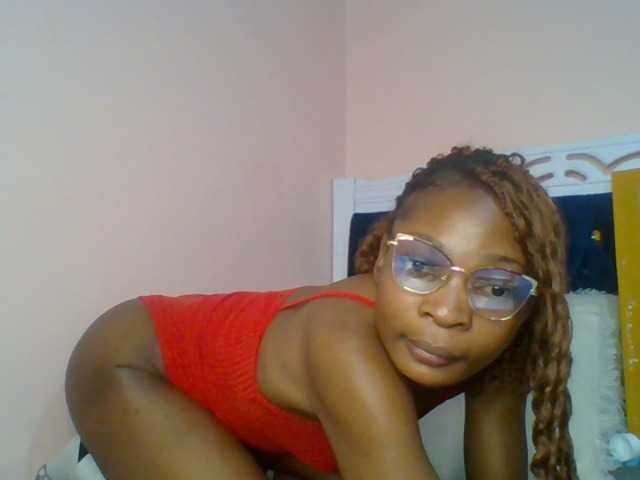 brianna254 live cam on BongaCams