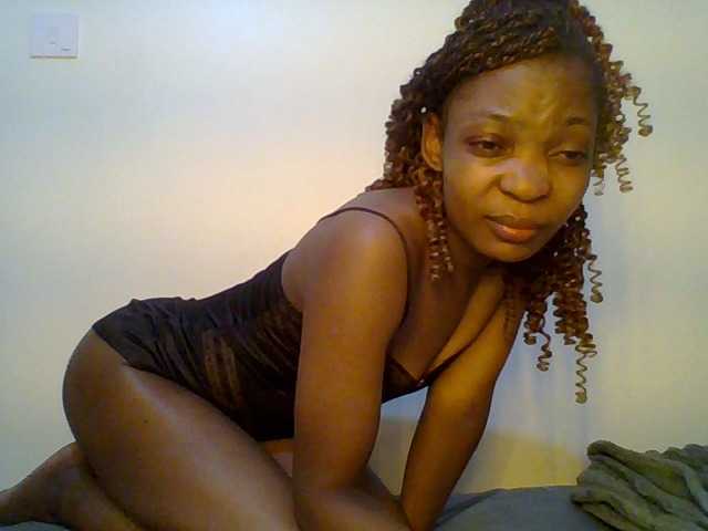 brianna254 live cam on BongaCams
