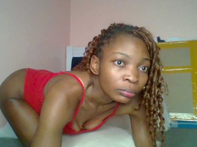 brianna254 live cam on BongaCams
