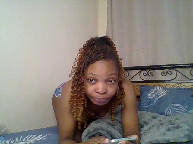 brianna254 live cam on BongaCams