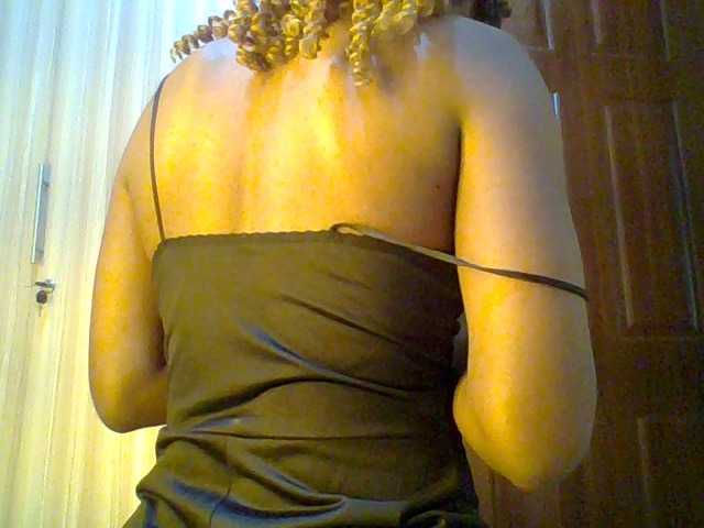 brianna254 live cam on BongaCams