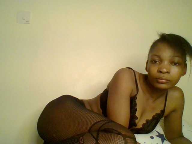 brianna254 live cam on BongaCams