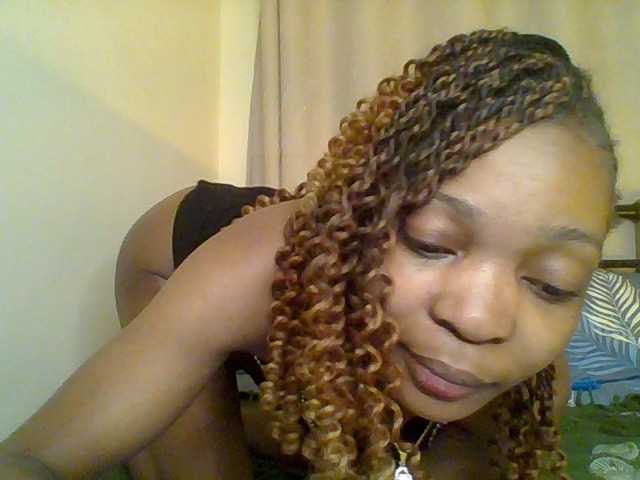 brianna254 live cam on BongaCams