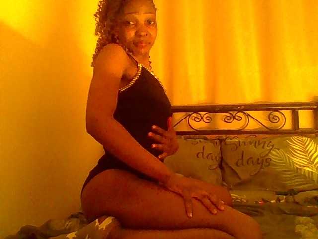 brianna254 live cam on BongaCams