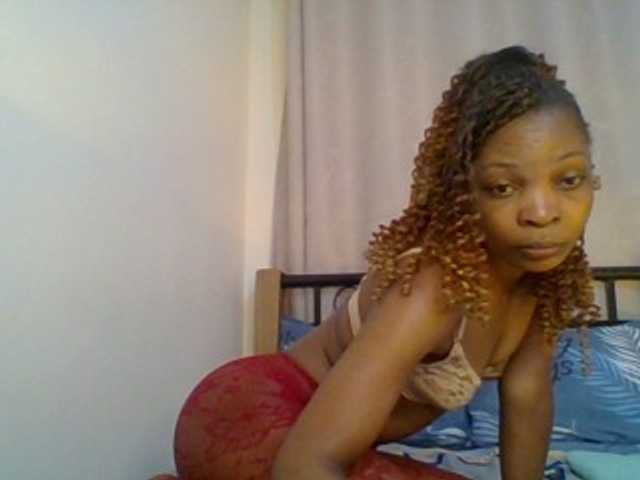 brianna254 live cam on BongaCams