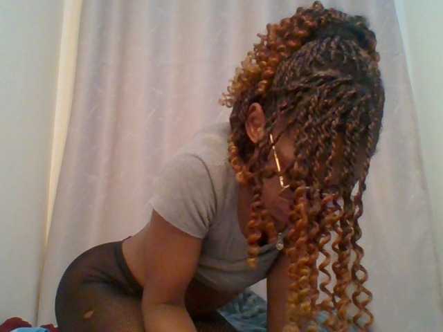 brianna254 live cam on BongaCams