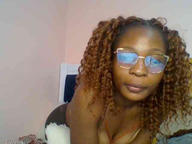 Model: brianna254