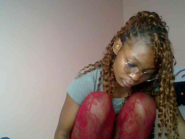 brianna254 Live Webcam on BongaCams