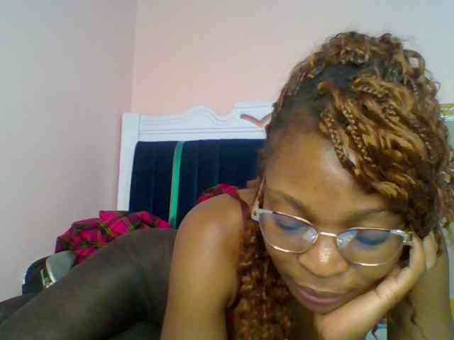 brianna254 Live Webcam on BongaCams