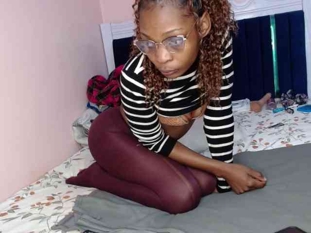 This model is live right now. brianna254