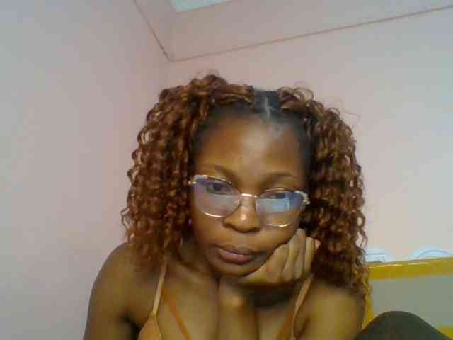 Modèle: brianna254