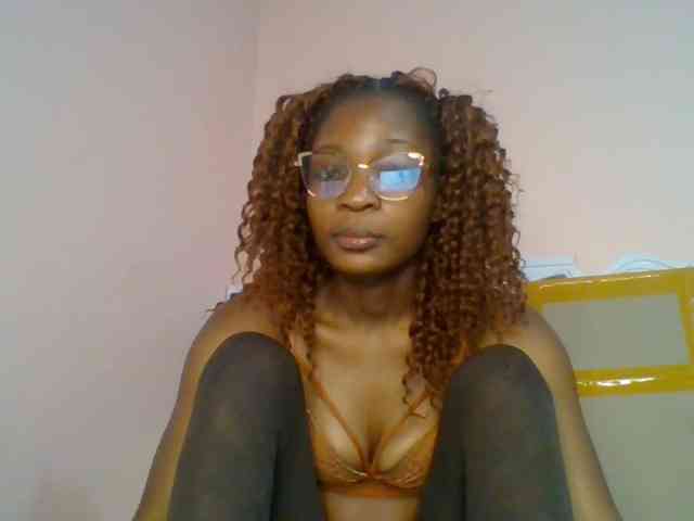 Model: brianna254