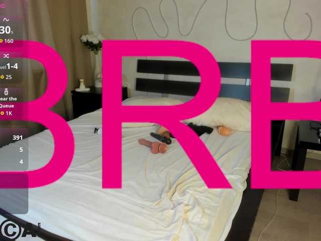 Stasy-Traiin live cam on BongaCams