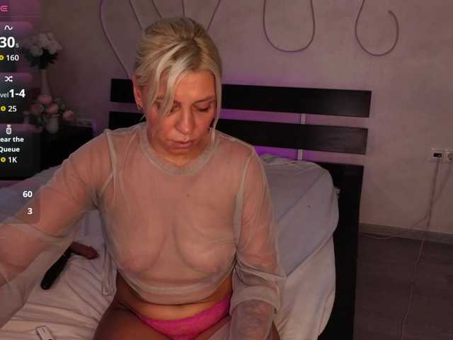 Stasy-Traiin live cam on BongaCams
