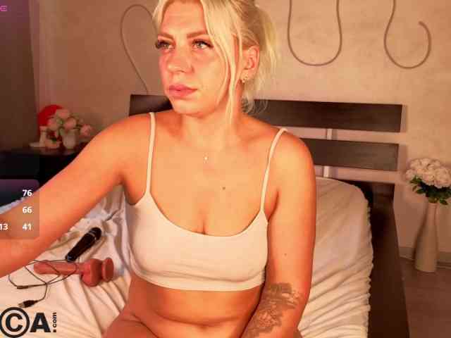 Stasy-Traiin webcam