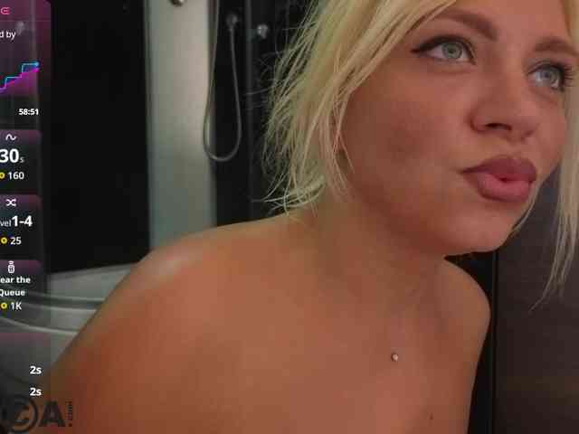 Stasy-Traiin webcam