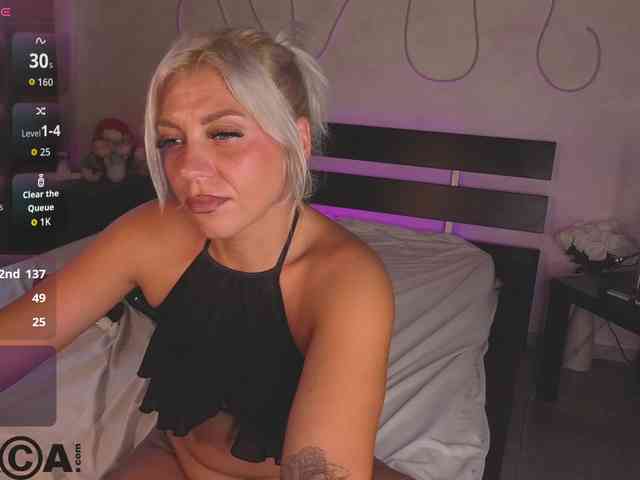 Stasy-Traiin webcam