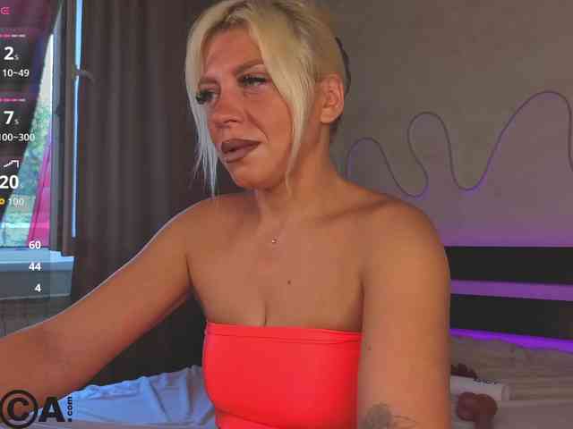 Stasy-Traiin Sex Cam Show