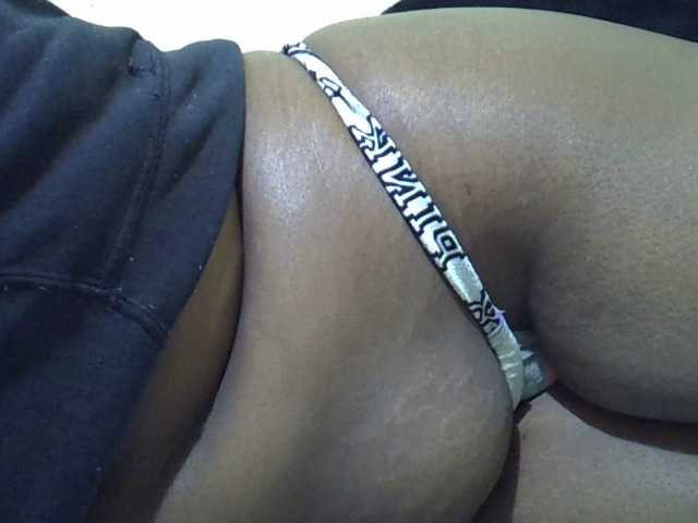 Pinky4 live cam on BongaCams