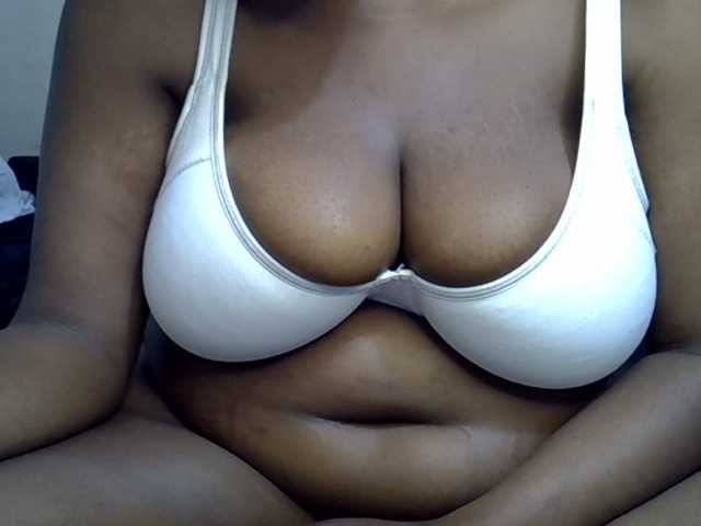 Pinky4 live cam on BongaCams
