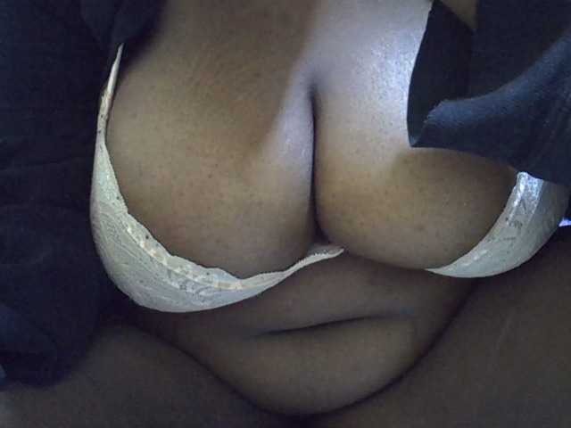 Pinky4 live cam on BongaCams