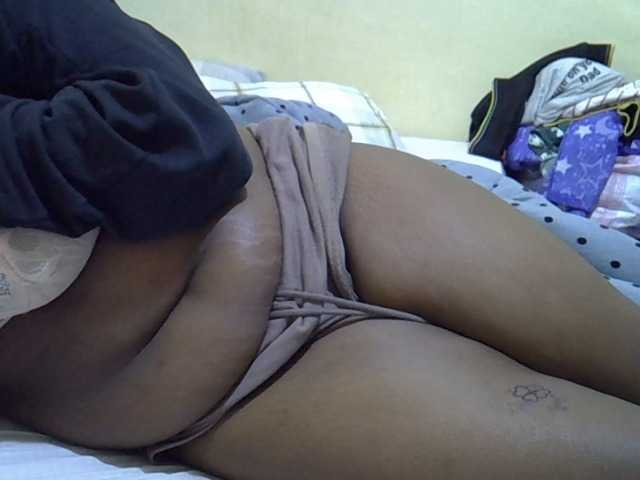 Pinky4 live cam on BongaCams