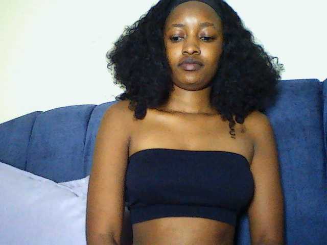 Politegirl live cam on BongaCams