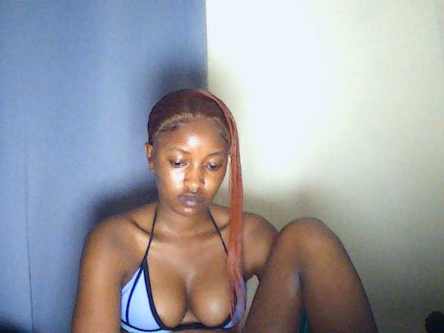 Politegirl live cam on BongaCams